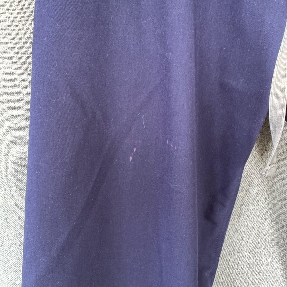 Figs Navy Scrub Set - Picture 7 of 7